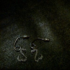 Open heart earrings